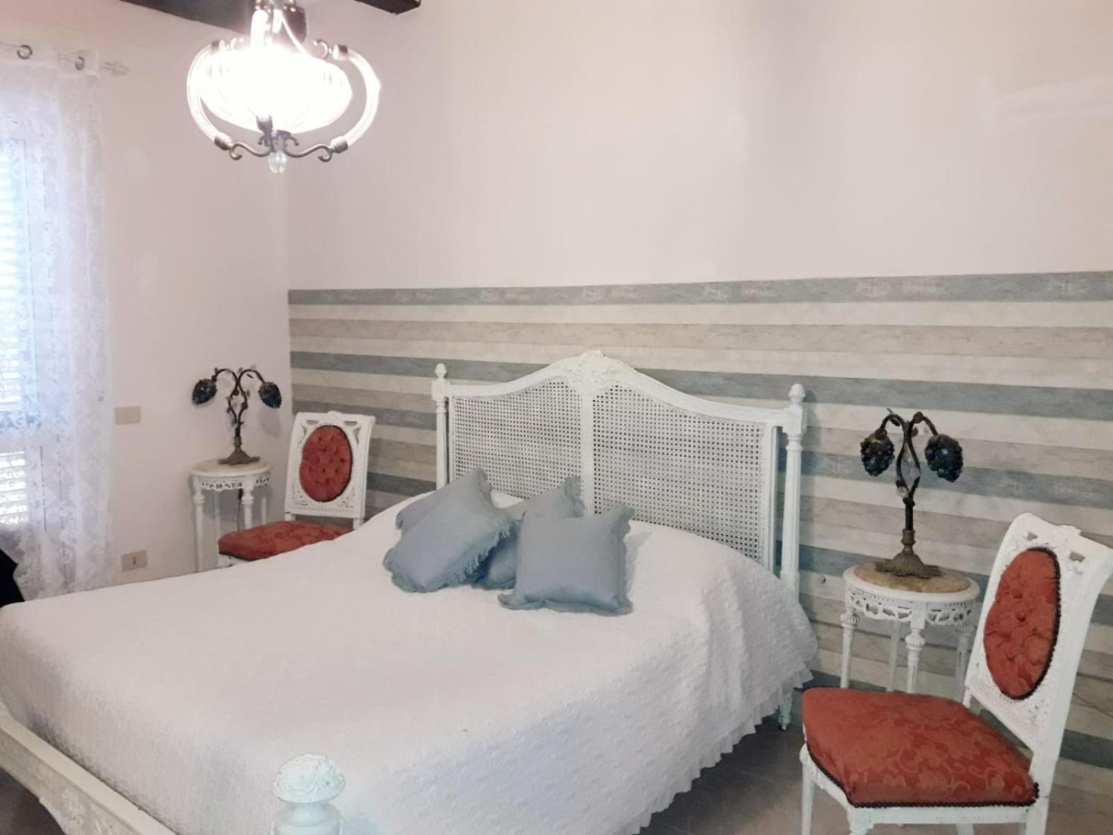 Agriturismo L' Annunziata Lizzano  Oda fotoğraf